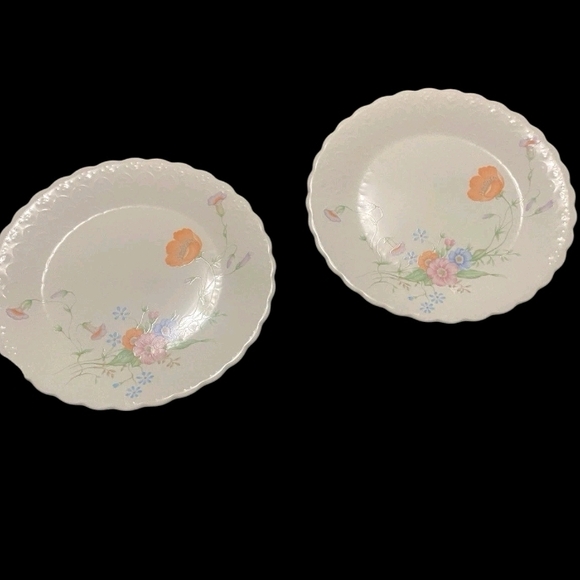 Mikasa - Picture 3 of 5